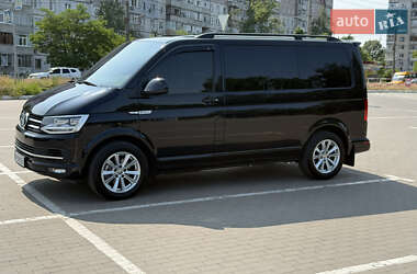 Минивэн Volkswagen Transporter 2018 в 