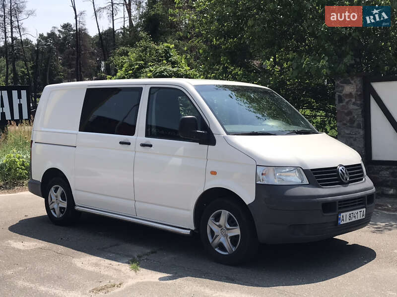 Мінівен Volkswagen Transporter 2005 в 