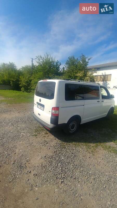 Минивэн Volkswagen Transporter 2015 в Черновцах