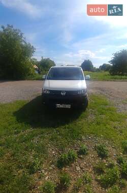 Минивэн Volkswagen Transporter 2015 в 
