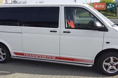 Минивэн Volkswagen Transporter 2015 в 