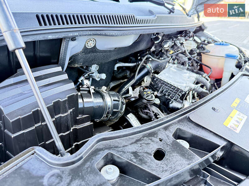 Грузовой фургон Volkswagen Transporter 2021 в Черновцах