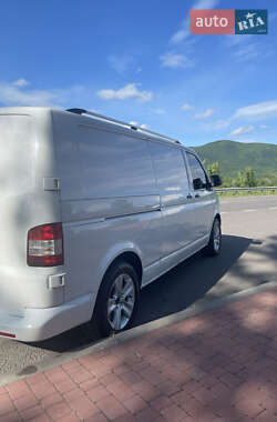 Грузовой фургон Volkswagen Transporter 2012 в 
