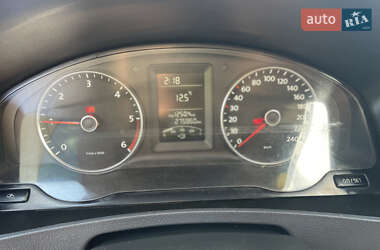 Грузовой фургон Volkswagen Transporter 2012 в 