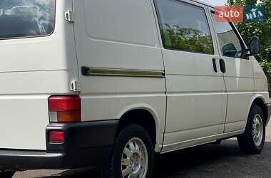 Минивэн Volkswagen Transporter 2001 в 
