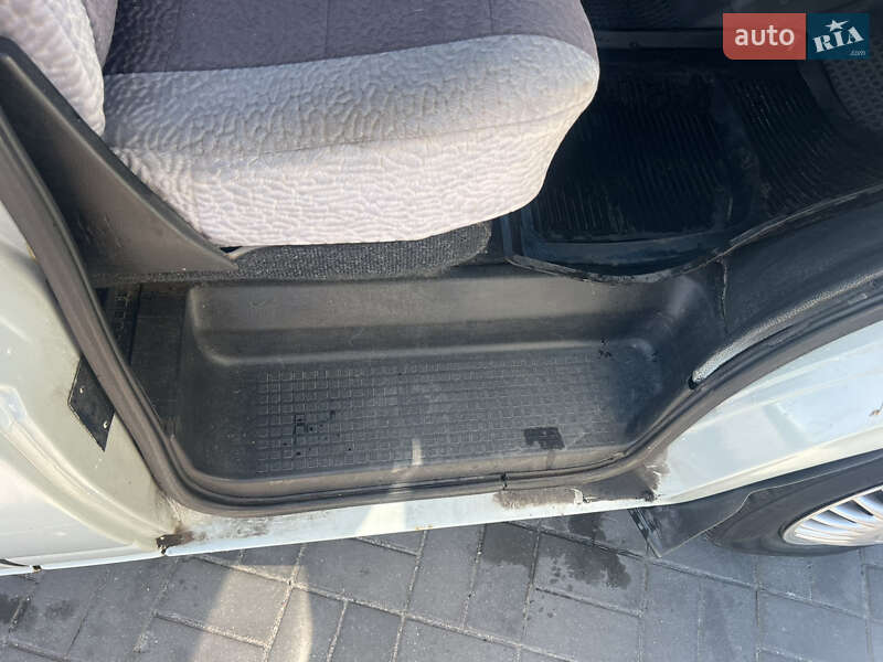 Минивэн Volkswagen Transporter 1996 в Запорожье