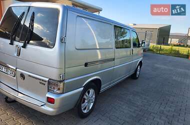Минивэн Volkswagen Transporter 2002 в 