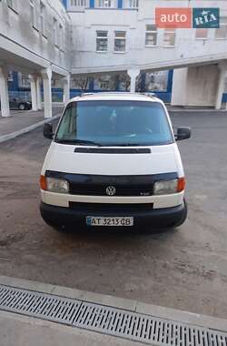 Минивэн Volkswagen Transporter 1999 в Новояворовске