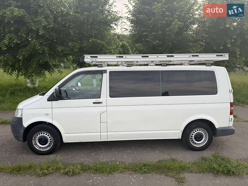 Минивэн Volkswagen Transporter 2008 в Ладыжине
