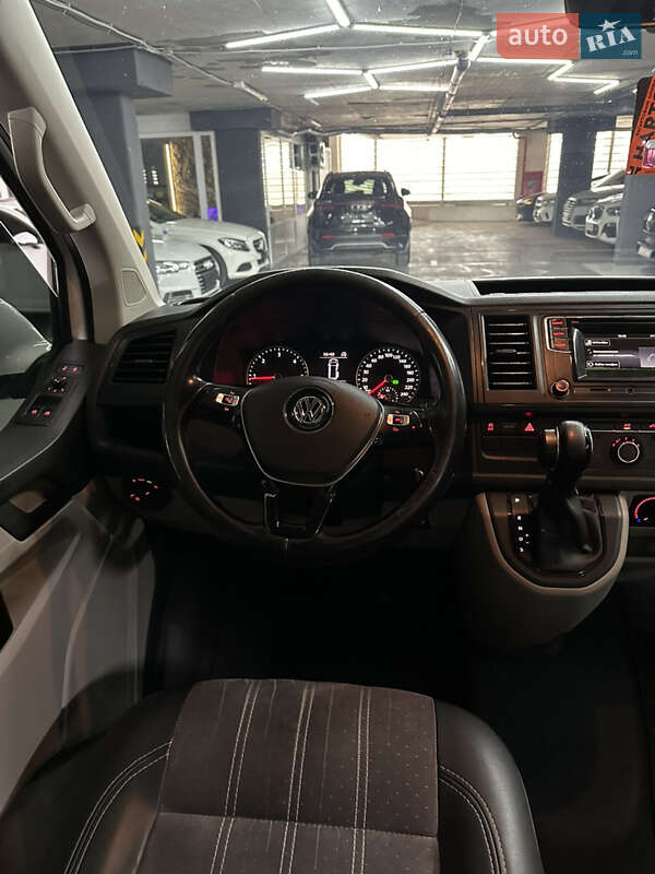 Мінівен Volkswagen Transporter 2015 в Одесі
