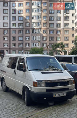 Минивэн Volkswagen Transporter 2002 в Ивано-Франковске