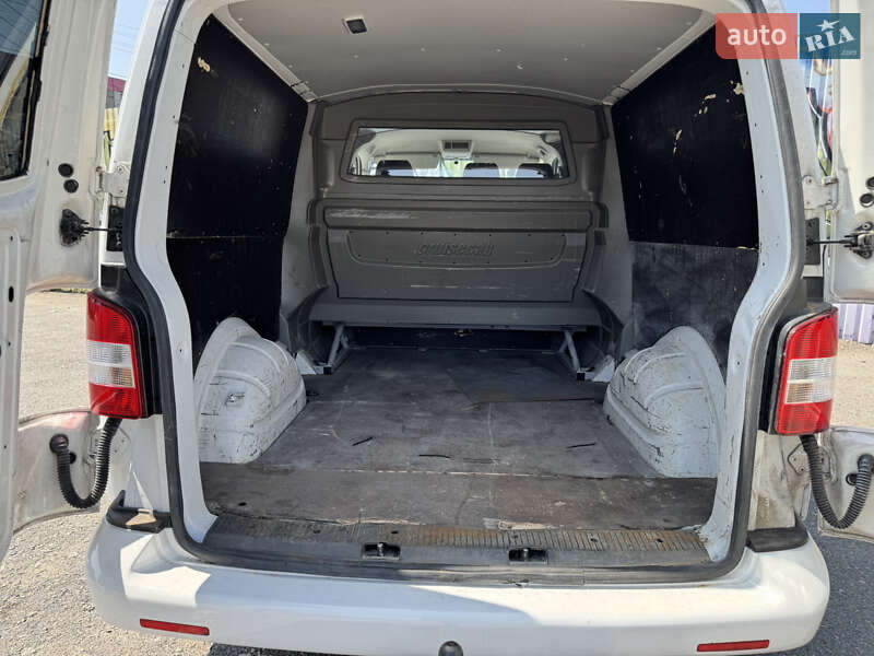 Вантажний фургон Volkswagen Transporter 2013 в Києві фото 14 Вантажний фургон Volkswagen Transporter 2013 в Києві