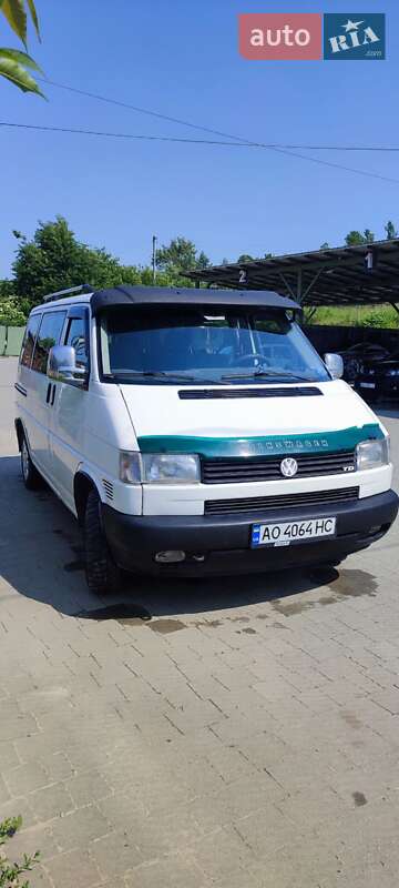Минивэн Volkswagen Transporter 2003 в Иршаве
