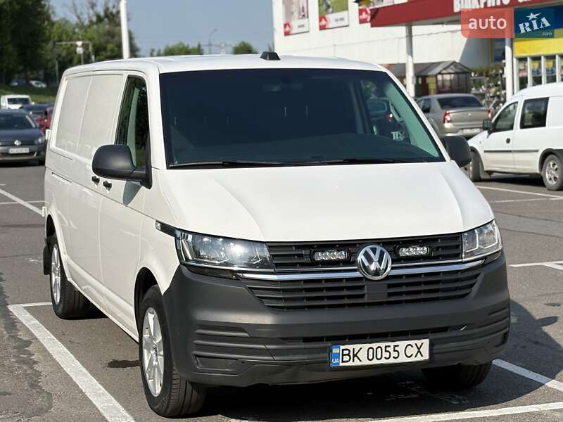 Грузовой фургон Volkswagen Transporter 2020 в Луцке