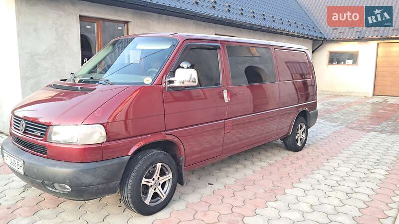 Минивэн Volkswagen Transporter 2000 в Надворной