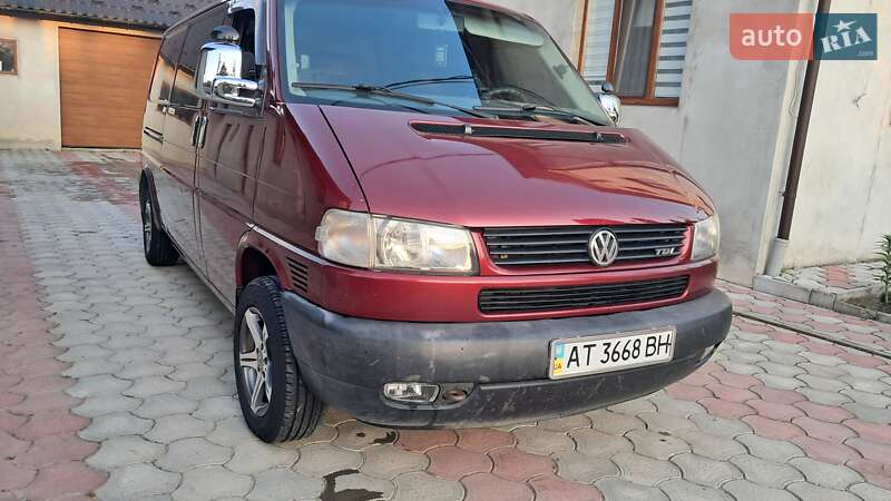 Минивэн Volkswagen Transporter 2000 в Надворной