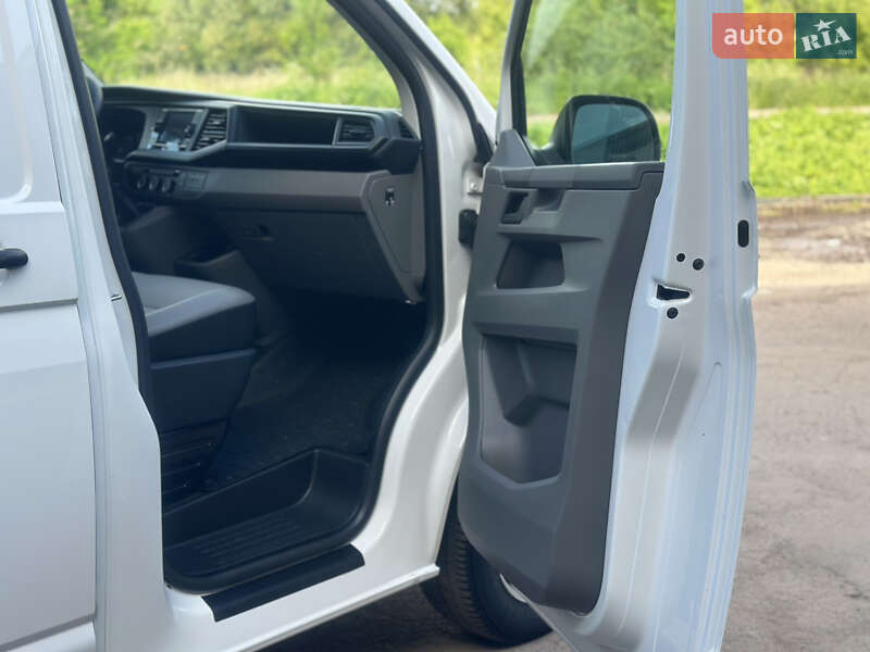 Грузовой фургон Volkswagen Transporter 2020 в Дубно