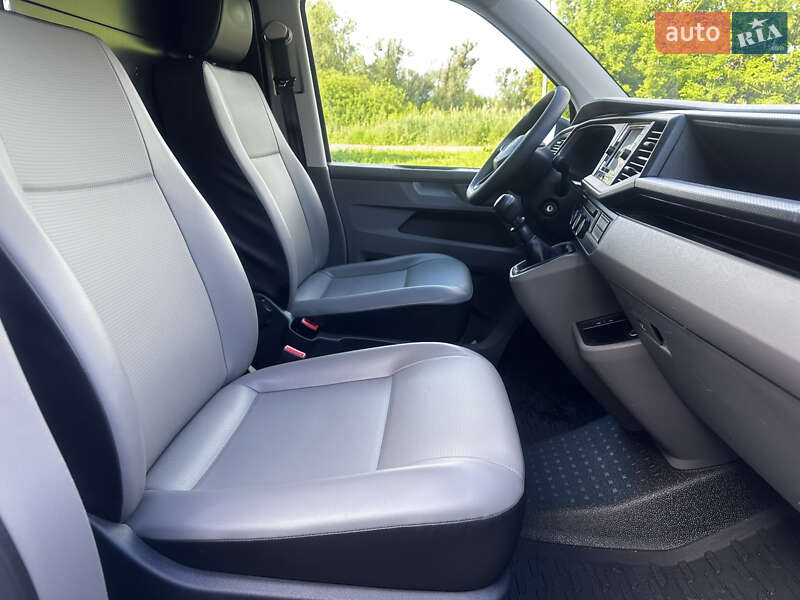 Грузовой фургон Volkswagen Transporter 2020 в Дубно
