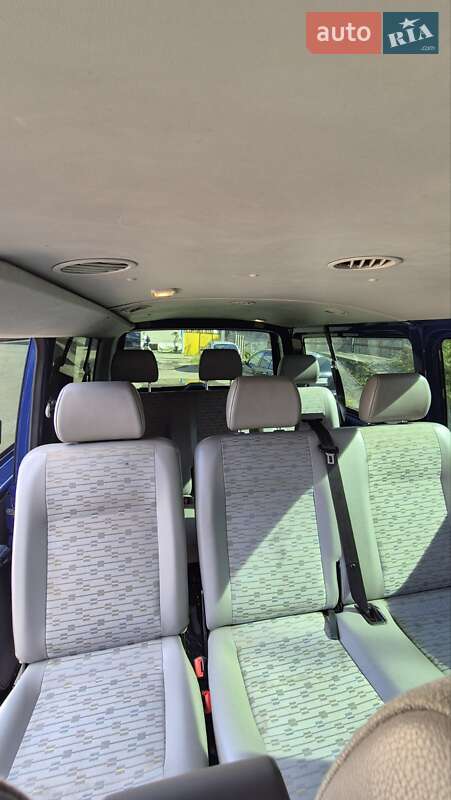 Минивэн Volkswagen Transporter 2012 в Ужгороде