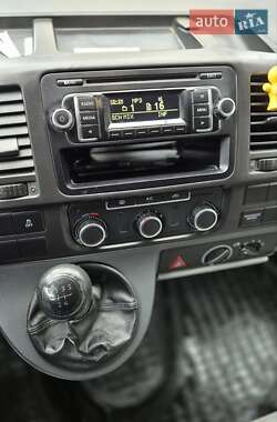 Минивэн Volkswagen Transporter 2012 в 