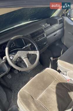 Минивэн Volkswagen Transporter 1998 в 