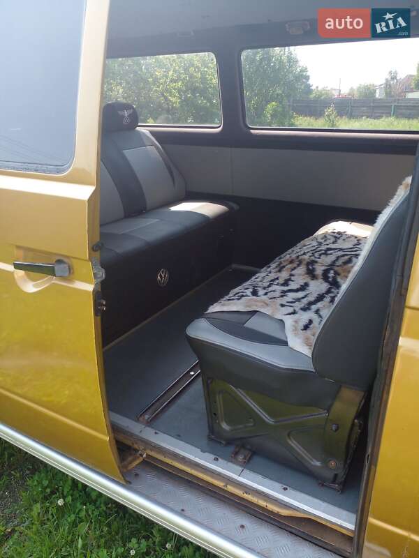 Микроавтобус Volkswagen Transporter 1985 в Малине