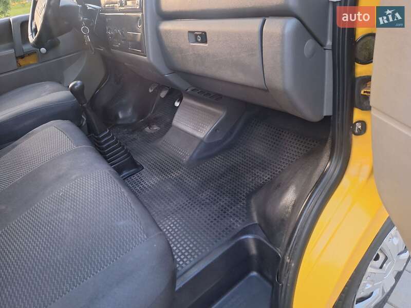 Минивэн Volkswagen Transporter 1999 в Черновцах