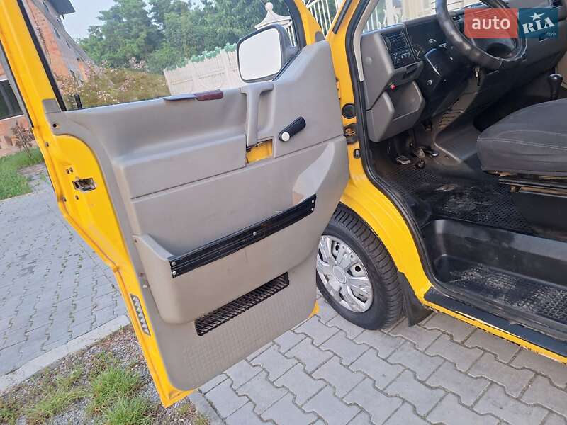 Минивэн Volkswagen Transporter 1999 в Черновцах