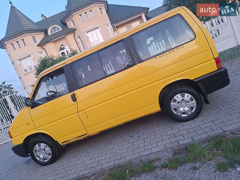 Минивэн Volkswagen Transporter 1999 в Черновцах