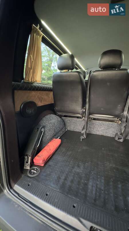 Минивэн Volkswagen Transporter 2016 в Броварах