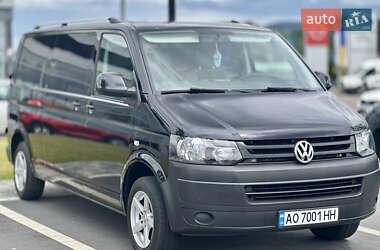 Минивэн Volkswagen Transporter 2015 в 