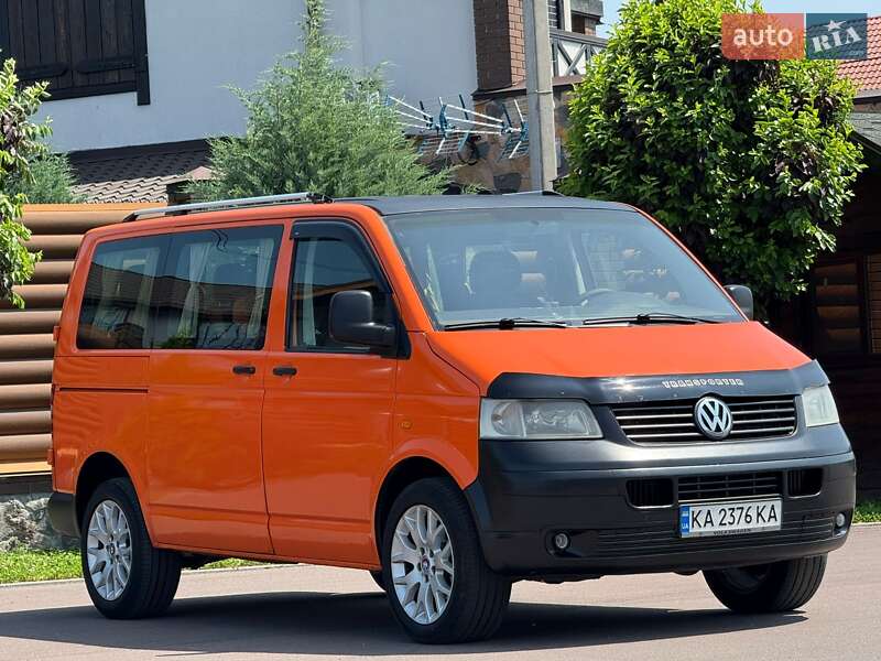 Минивэн Volkswagen Transporter 2005 в Киеве