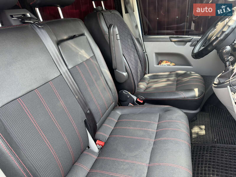 Минивэн Volkswagen Transporter 2015 в Дударкове