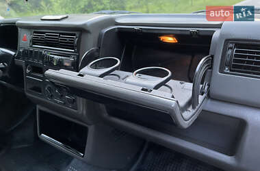 Минивэн Volkswagen Transporter 2001 в 