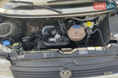 Минивэн Volkswagen Transporter 2000 в 