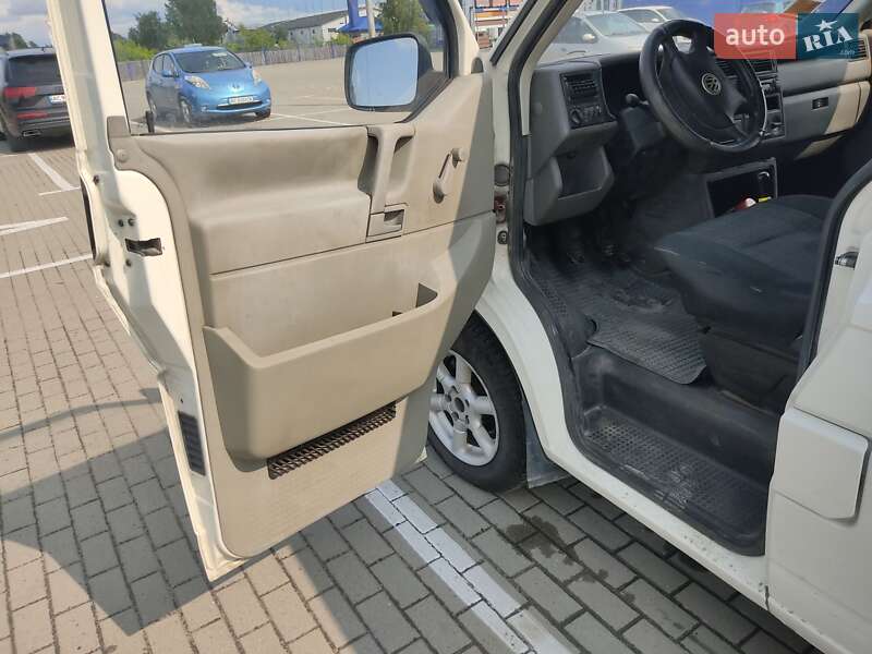 Минивэн Volkswagen Transporter 2000 в Ковеле