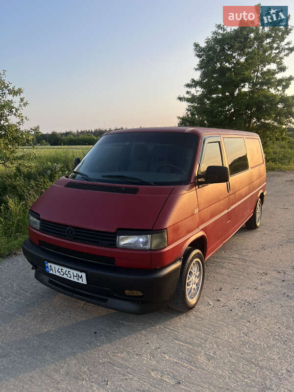 Минивэн Volkswagen Transporter 2000 в 