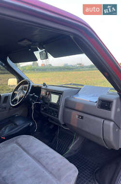 Минивэн Volkswagen Transporter 2000 в 