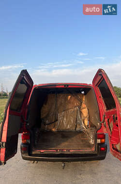 Минивэн Volkswagen Transporter 2000 в 