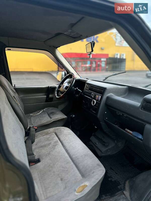 Минивэн Volkswagen Transporter 1996 в Житомире