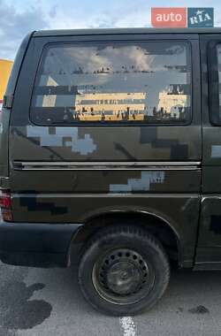 Минивэн Volkswagen Transporter 1996 в 