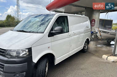 Минивэн Volkswagen Transporter 2010 в 