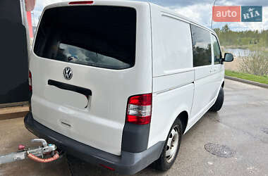 Минивэн Volkswagen Transporter 2010 в 