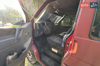 Минивэн Volkswagen Transporter 1998 в 