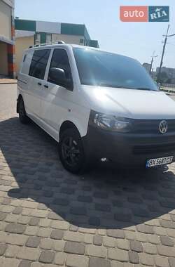 Вантажопасажирський фургон Volkswagen Transporter 2015 в 