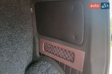 Вантажопасажирський фургон Volkswagen Transporter 2015 в 