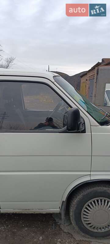 Минивэн Volkswagen Transporter 1999 в Запорожье