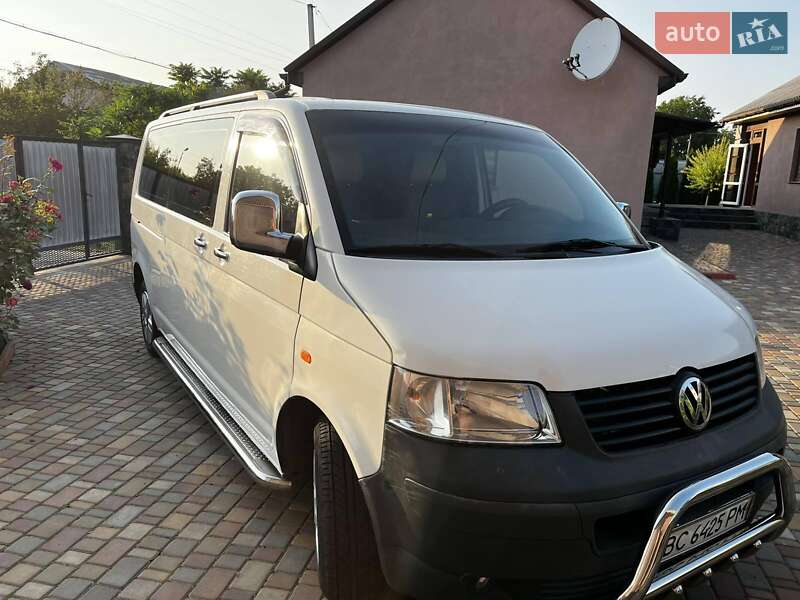 Минивэн Volkswagen Transporter 2005 в 