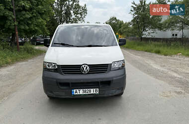 Минивэн Volkswagen Transporter 2006 в Надворной