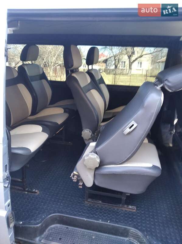 Минивэн Volkswagen Transporter 2003 в Долине